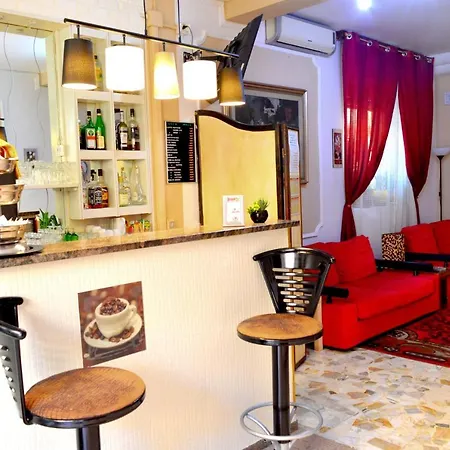 Maison d'hôtes In Guest - New Cirene Big Quadruple 4 People With Breakfast *