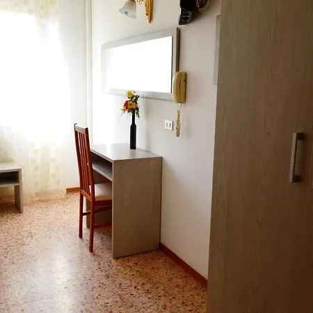 In Guest - New Cirene Big Quadruple 4 People With Breakfast